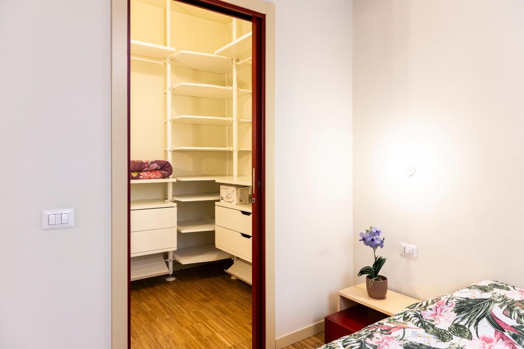 Easy Central Flat Milán Exterior foto